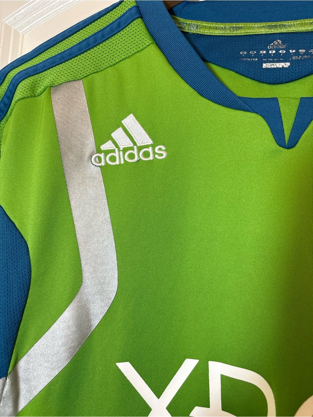 adidas Green and Blue Seattle Sounders FC Home Jersey with Xbox Logo - Picture 4 of 8